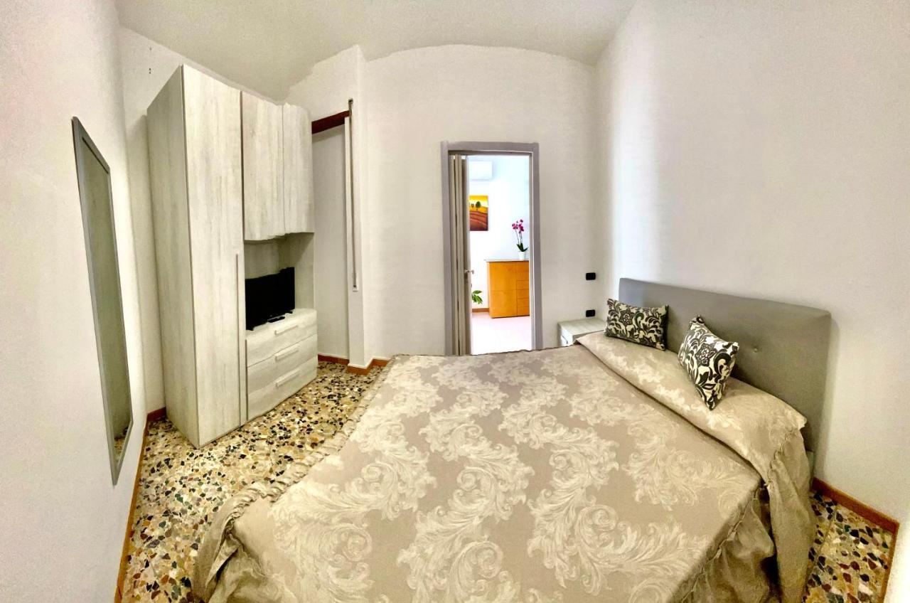 Casa Vacanza Elena Verona Exterior photo